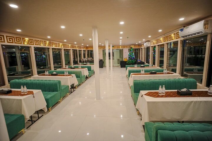 Carnival Cruise Marina indoor dining
